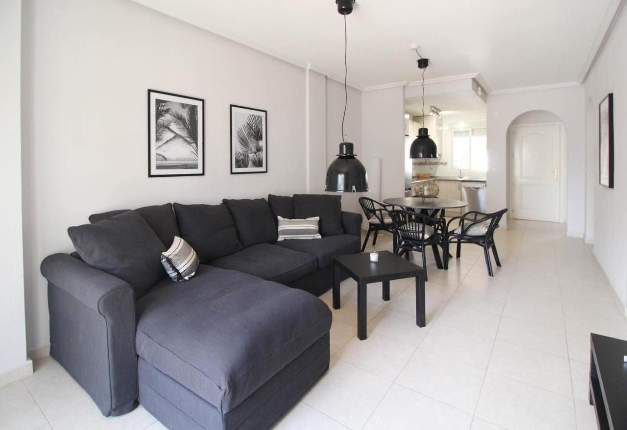 Fresh Apartment, 2 Bedroom, 2 Bathroom, 2 Lovely Poolareas 로스알카자레스 외부 사진